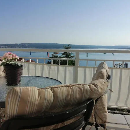 Panoramico Seaview Sandy Beach Apartment